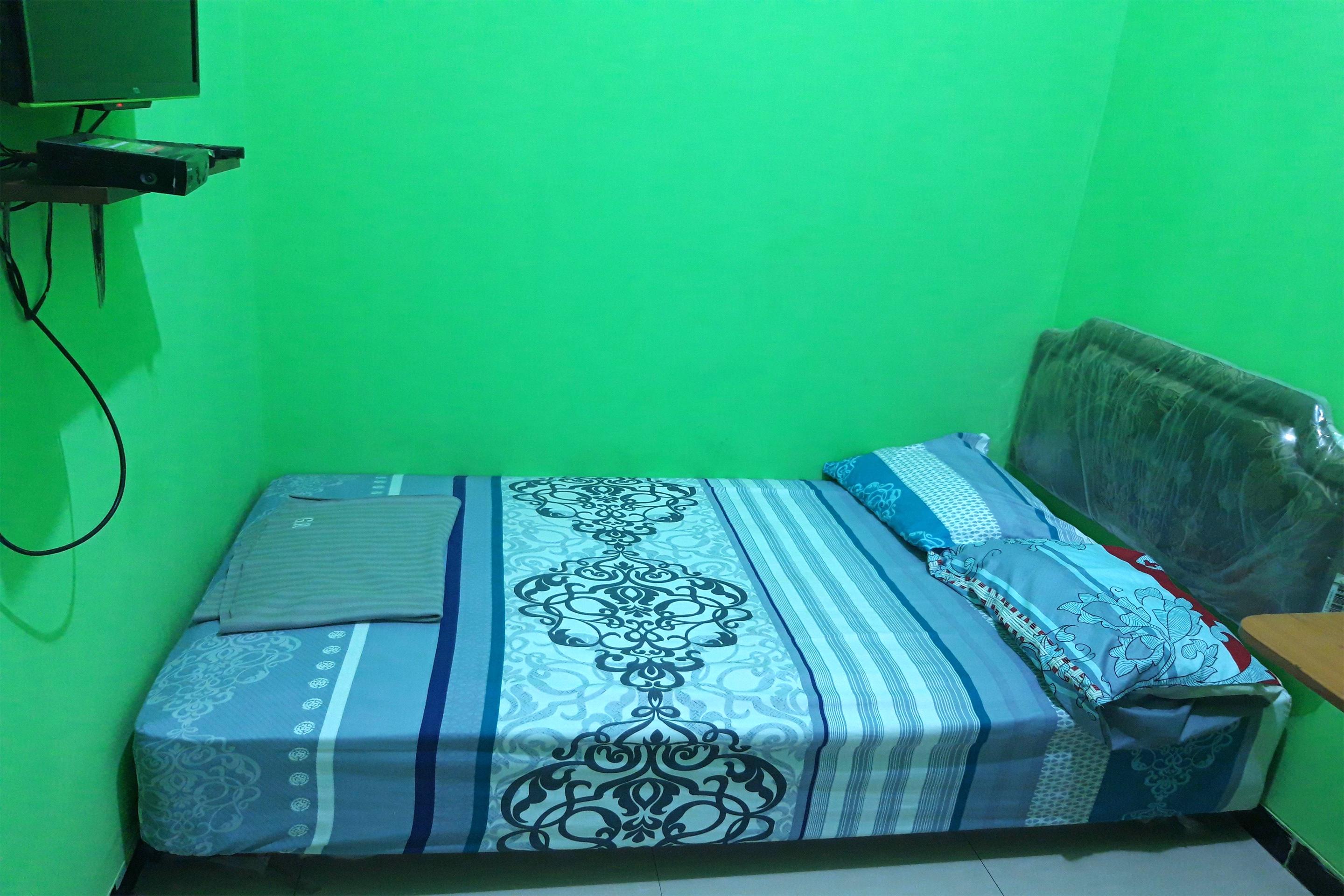 Oyo 1815 Gatsu Residence Semarang Bagian luar foto
