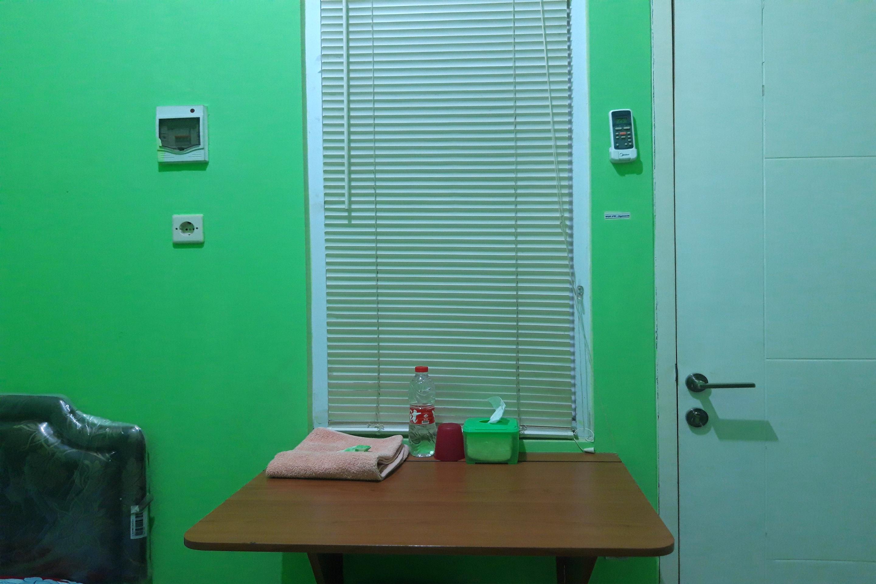 Oyo 1815 Gatsu Residence Semarang Bagian luar foto