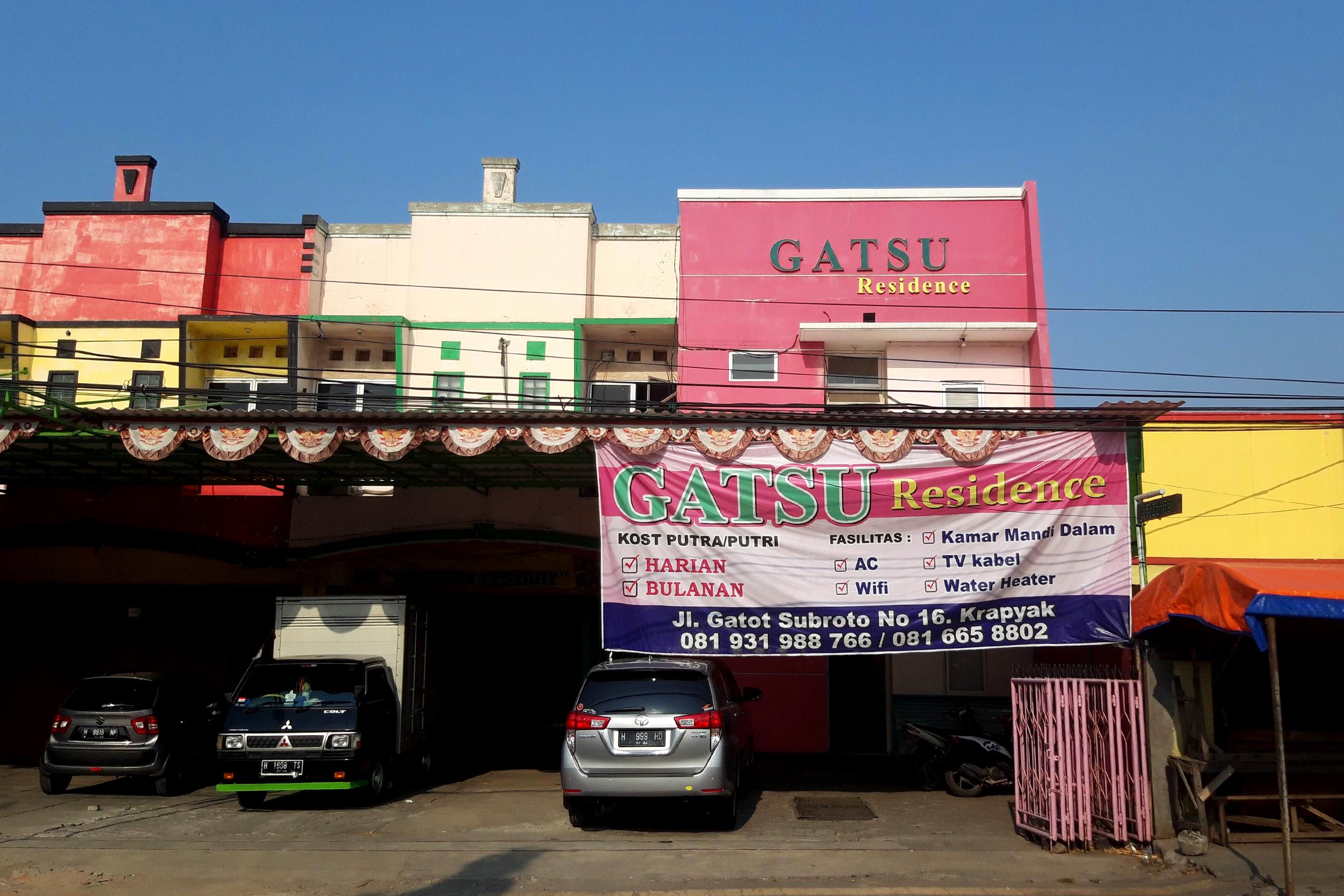 Oyo 1815 Gatsu Residence Semarang Bagian luar foto
