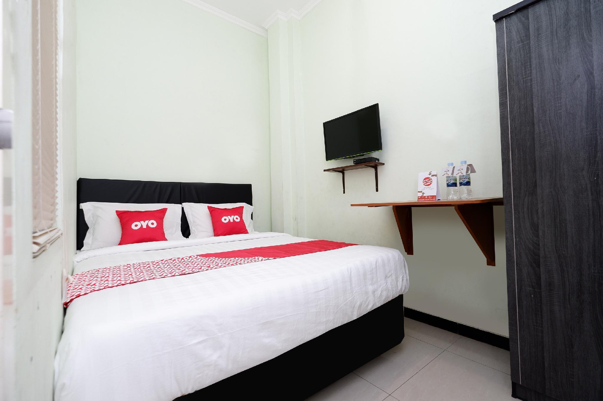 Oyo 1815 Gatsu Residence Semarang Bagian luar foto